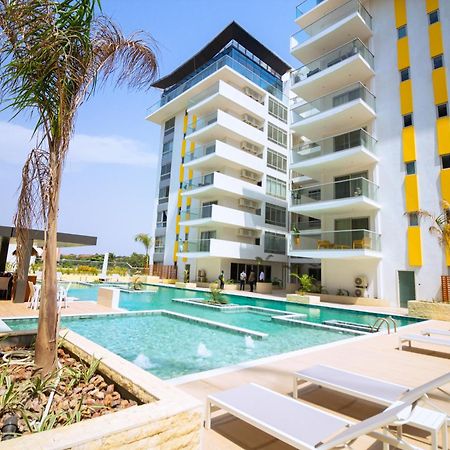 The Pavilion 1Bdr Luxury Apt อักกรา ภายนอก รูปภาพ