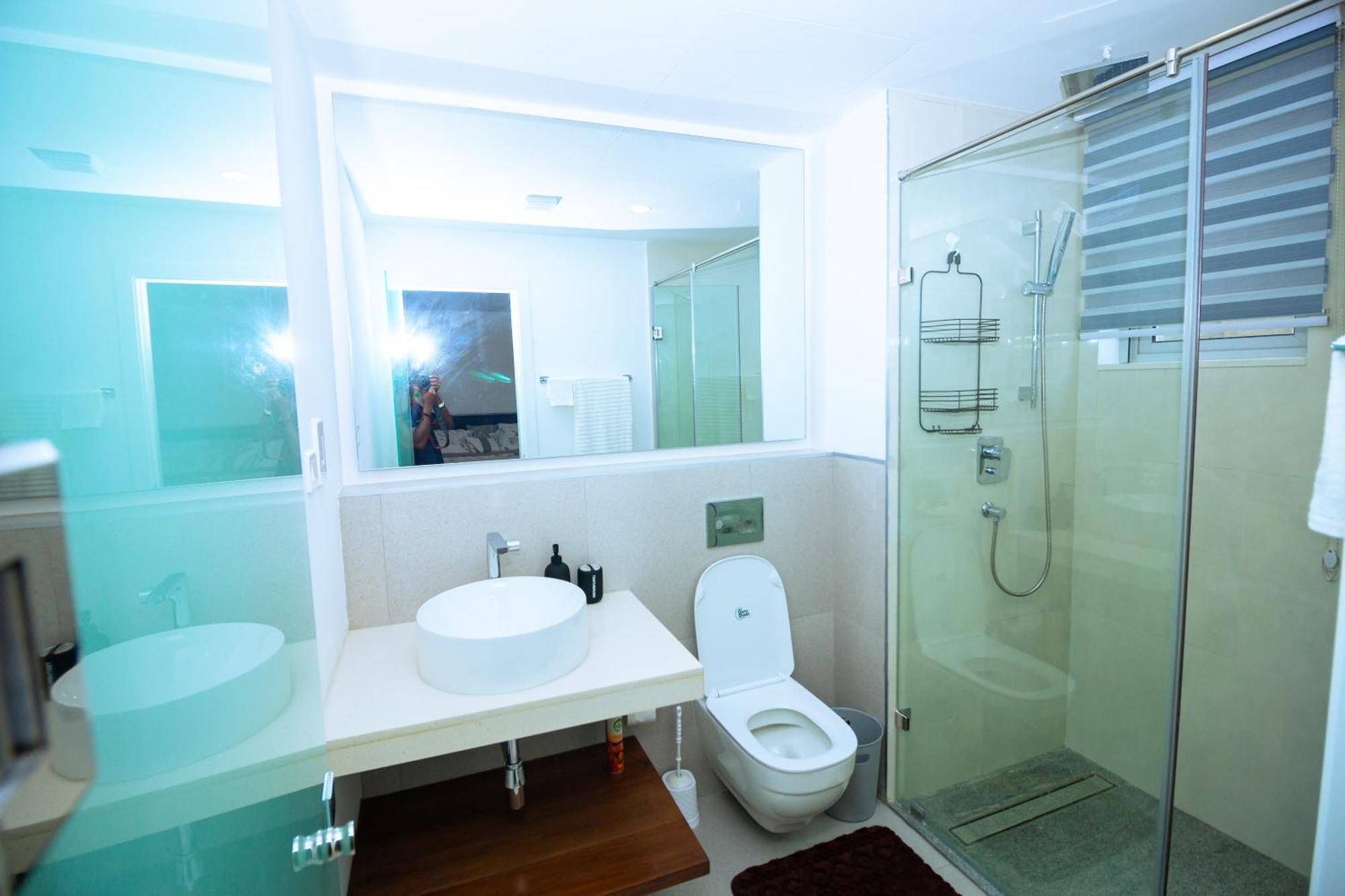 The Pavilion 1Bdr Luxury Apt อักกรา ภายนอก รูปภาพ