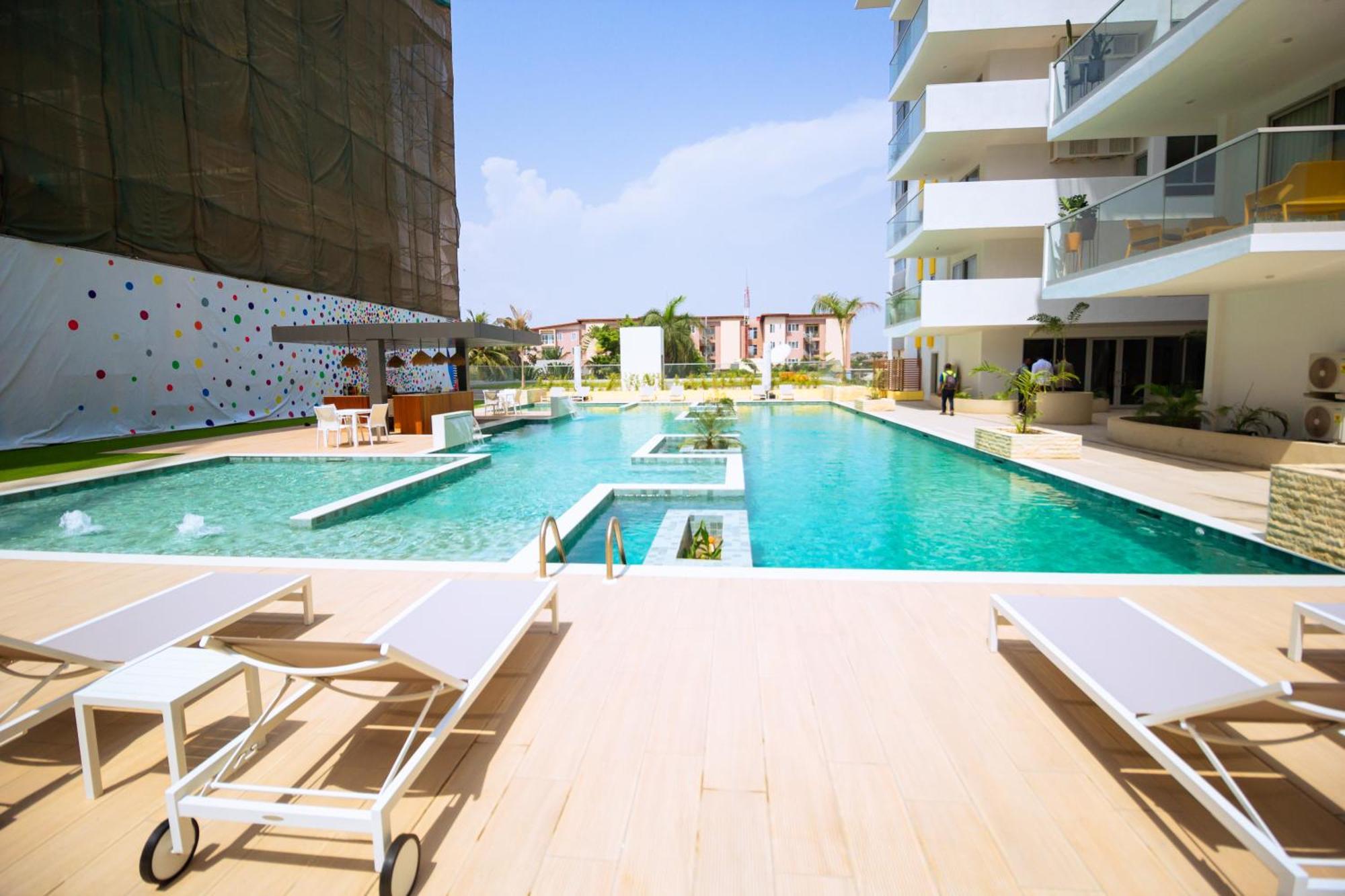 The Pavilion 1Bdr Luxury Apt อักกรา ภายนอก รูปภาพ