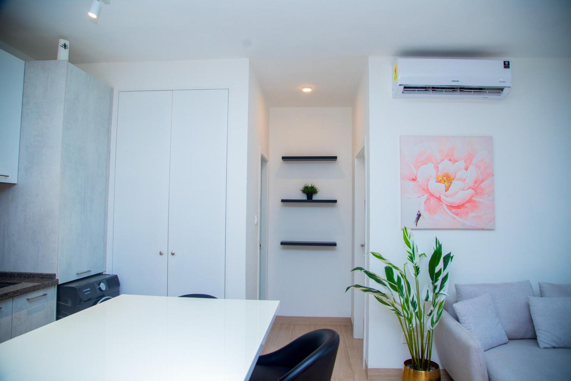 The Pavilion 1Bdr Luxury Apt อักกรา ภายนอก รูปภาพ